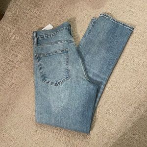 Men’s Old Navy Slim Built-in Tough Lightwash Jeans NWT 31 x 30